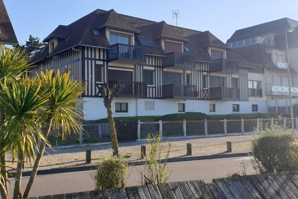 Studio Front De Mer Merville-Franceville-Plage Kültér fotó